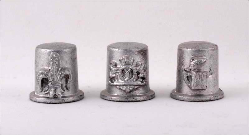 33- НАПЕРСТОК – ТРИ СУВЕНИРНЫХ НАПЁРСТКА * ОЛОВО
