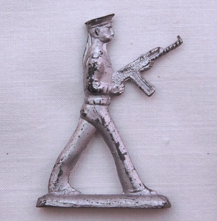 *СОЛДАТИК оловянный  СССР   МАТРОС     (К21- 6 )