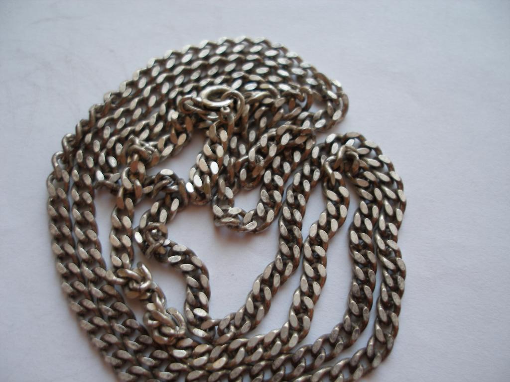 Цепь длинная.Серебро 925 пробы.19,8 гр.