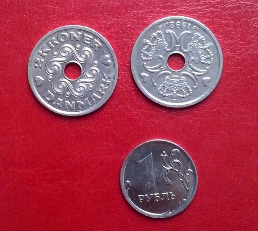 Дания. 3короны -  2 кроны, никель, 1997