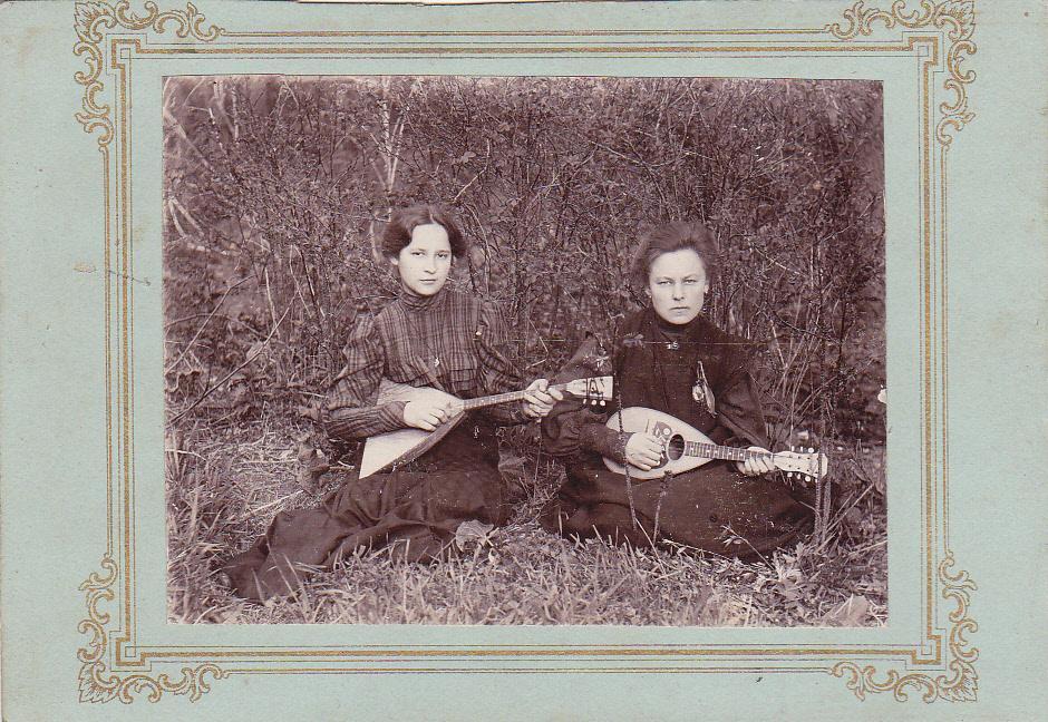 ФОТО ПАСПАРТУ ДЕВУШКИ БАЛАЛАЙКА МАНДОЛИНА 16х11см 