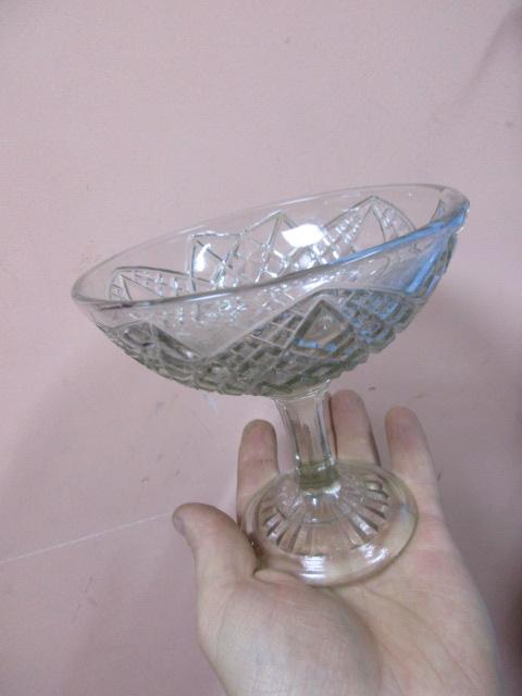 завод им бухарина стекло. стеклозавод восстание чудово. песковский стекольный завод ссср. клема граненых стаканов. царский граненый стакан.