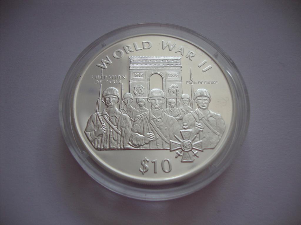 Либерия 10 долларов 1997 Освобождение Парижа Военный крест Вторая мировая война СЕРЕБРО