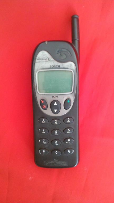 Старый сотовый телефон Бош 