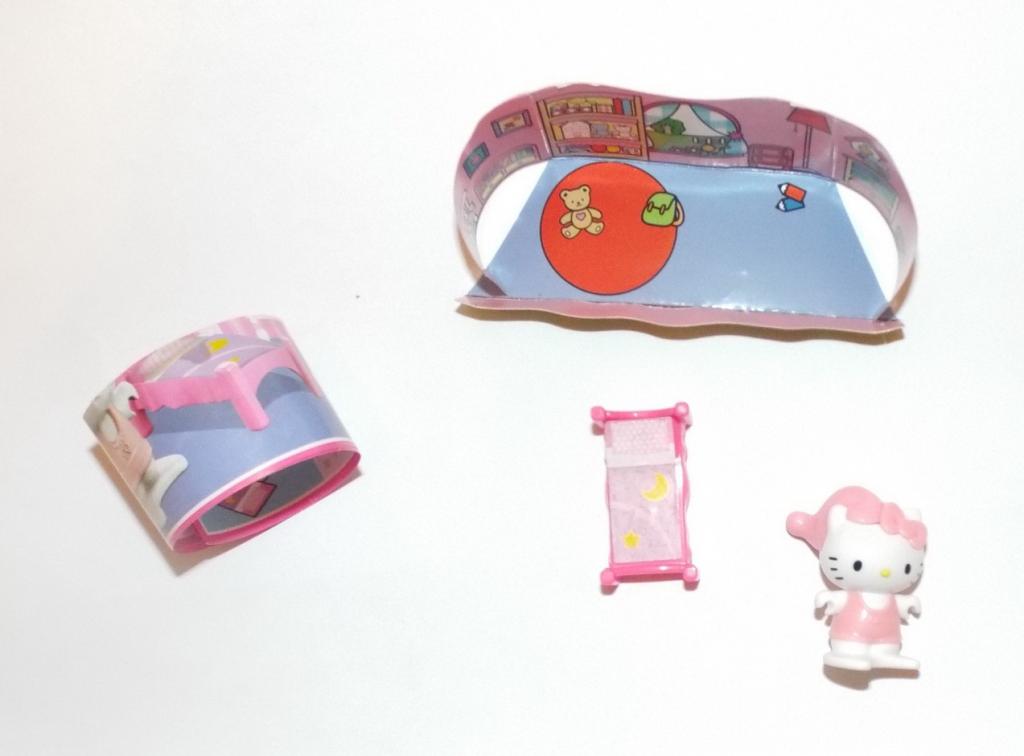 фигурка киндер сюрприз Hello Kitty Хелло Китти кошечки