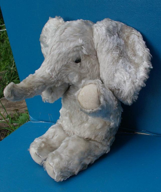 БЕЛЫЙ ПЛЮШЕВЫЙ СЛОНЁНОК слон слоник  СССР