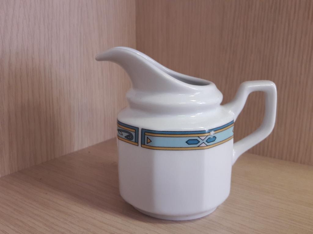 Молочник. Сливочник. Германия . Фарфор. 3.