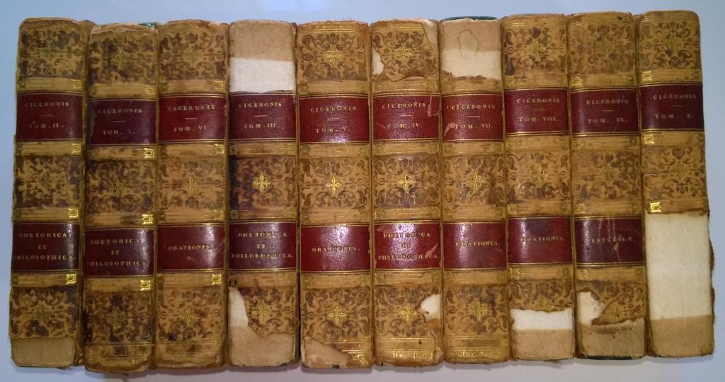 Художественная литература. M. TULLllII Cicironis Opera. Франция. 1820 год. 10 томов.