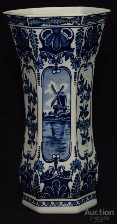 Керамическая ваза с традиционным голландским пейзажем .  17фт0131