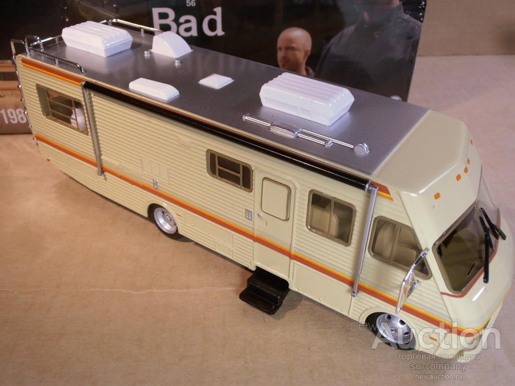 Кемпер Fleetwood Bounder