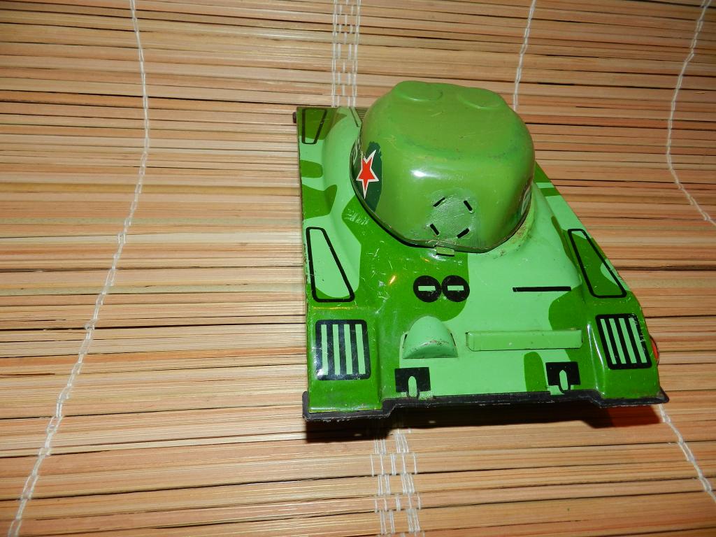 ТАНК без Пушки, Электро-Механический. МЕТАЛЛ. Игрушка СССР 1970-80г.г.