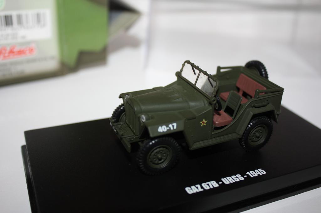 Масштабная модель Schuco Military Series 893560 GAZ 67B URSS 1945 1/43
