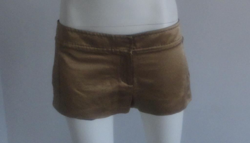 Атласные шорты DIANE von FURSTENBERG р 46 $185