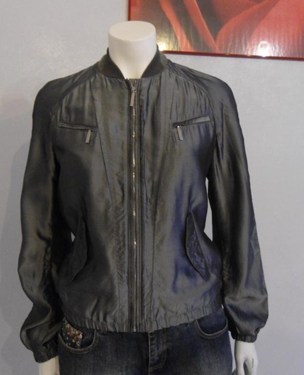 CoSTUME NATIONAL ВЕТРОВКА,курточка   р 44 - 46 В Москве