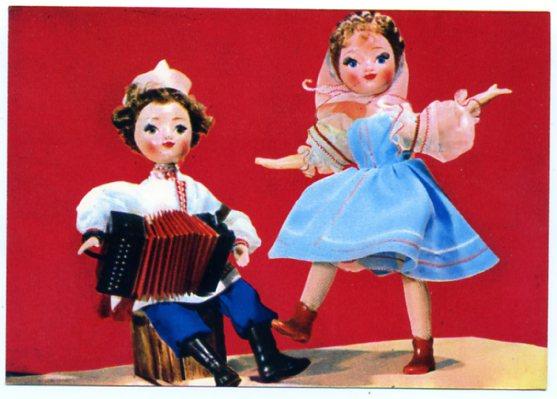 Куклы в национальных костюмах ПОДМОСКОВНЫЕ ВЕЧЕРА