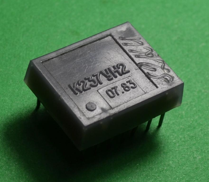 Микросхема К 237 УН2    (Цена за 1 штуку) Лот № Р-404