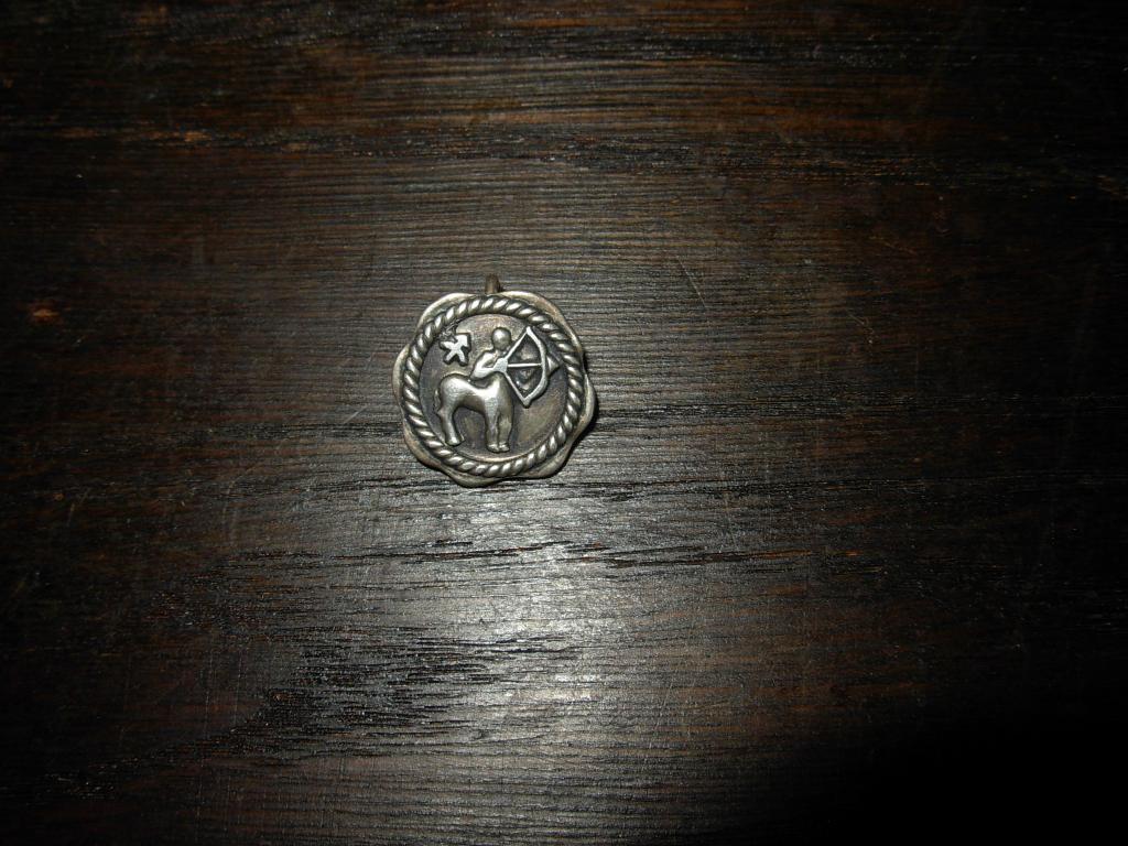 Кулон старинный серебро  в хорошем состоянии