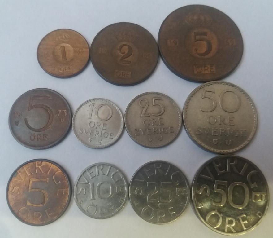 Швеция 11 монет: 1, 2, 5, 10, 25 и 50 Эре.