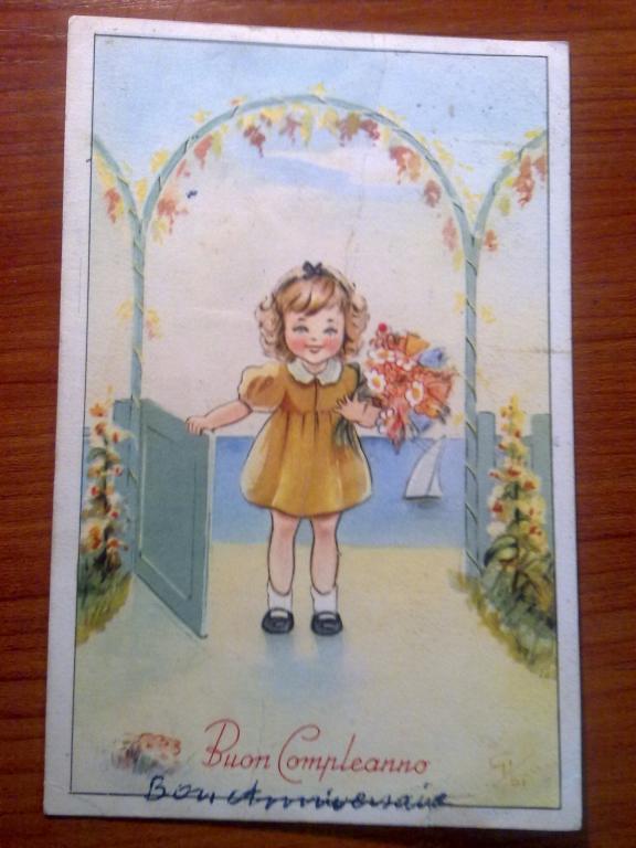 С днем рождения! Девочка ребенок цветы марка штемпель