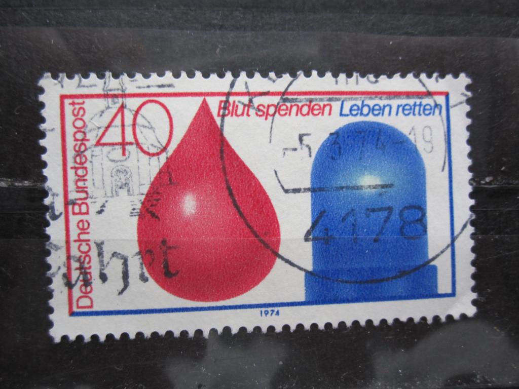 Германия Доноры крови и аварийно-спасательные службы