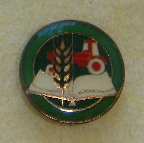 Значок СЕЛЬСКОХОЗЯЙСТВЕННОЕ УЧЕБНОЕ ЗАВЕДЕНИЕ Европа 1970 годы ШТУЧНЫЙ!!!(тяж.)