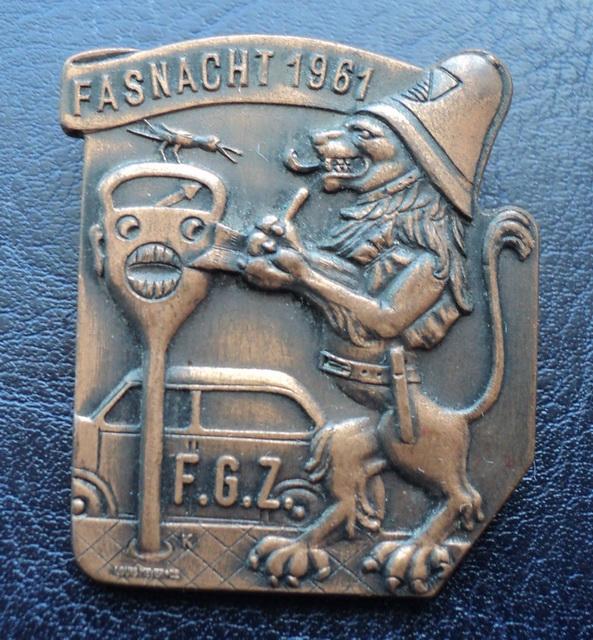 Иностранный знак,Англия. Дорожная полиция. Редкий.1961 год