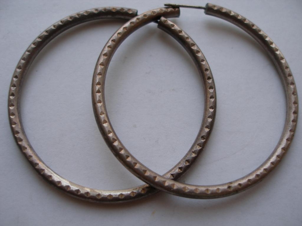 Серьги-конго.4,6 гр. Серебро 925 пробы.