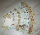 Купюра Крым-Севастополь 100 рублей! Оригинальный подарок родившимся 20 мая! Из пачки (Unc)!