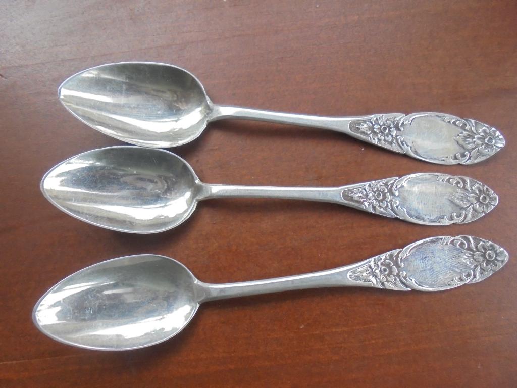 Ложка серебро морозово 1908. Серебряные ложки нагреваются. Серебряные ложки нагреваются. Серебряные ложки верба. Серебряные ложки ссср мнц.