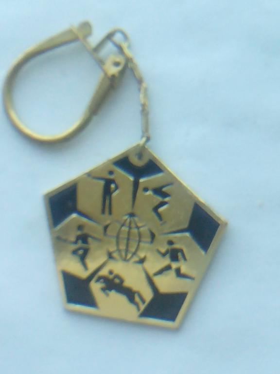 БРЕЛОК .ЧЕМПИОНЫ МИРА 1974 СОВРЕМЕННОЕ ПЯТИБОРЬЕ.СССР