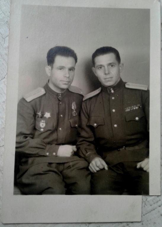 Фото.Офицеры-орденоносцы. 1946г.