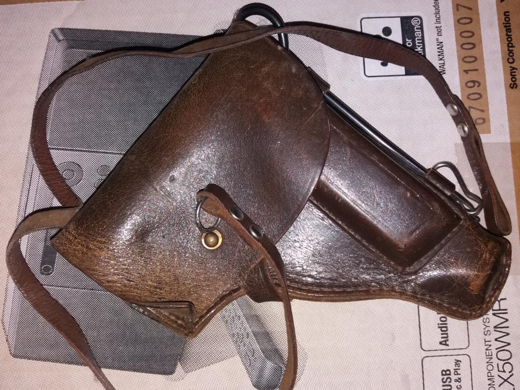 Кобура с ремешком и шомполом, СССР.