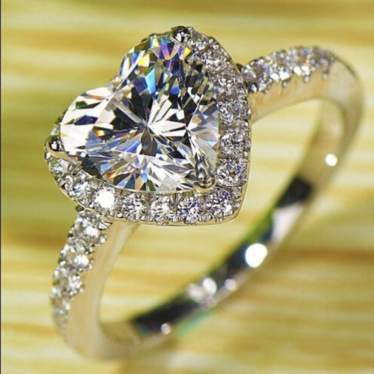 Самые красивые и дорогие кольца в мире