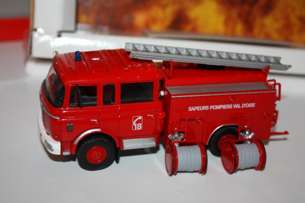 NOREV 690003  BERLIET GAK 17 TRUCK FIRE ENGINE RED 1/43