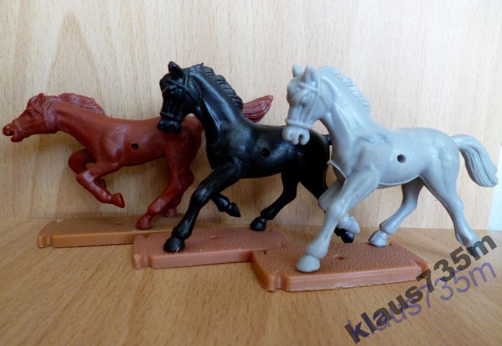 Индейцы,Ковбои.Лошади.Plasty(W. Germany)3шт. 