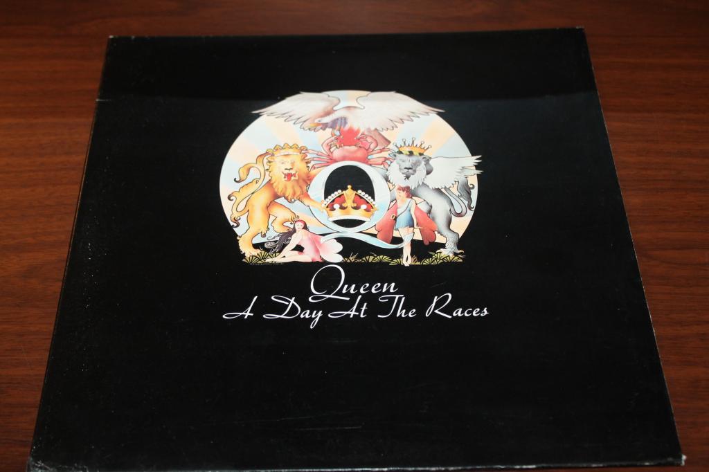 Queen - A Day at the Races  1 пресс UK  LP  NM\NM