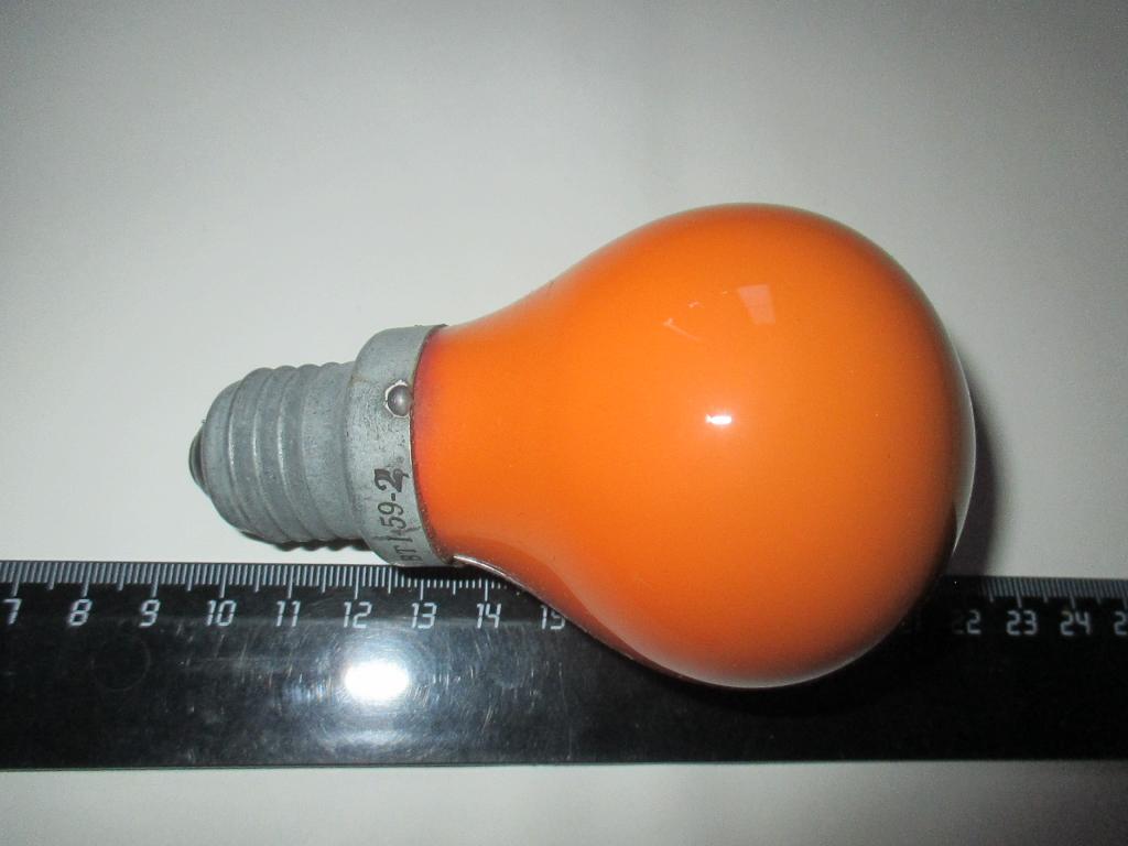 бежевая лампочка 60 ватсоветская. вата упаковка. вата медицинская ссср. советские ватты. лампочка советская 500ватт.