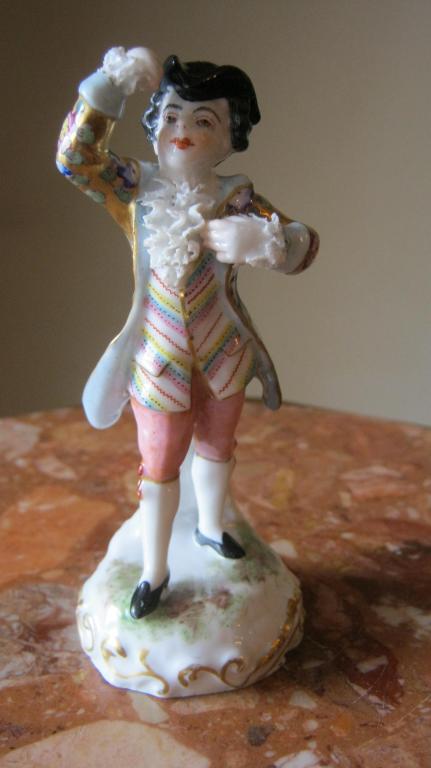 Кавалер, EUGÈNE-MARX CLAUSS - PARIS PORCELAIN (Paris, ca 1869 - 1887). Rare