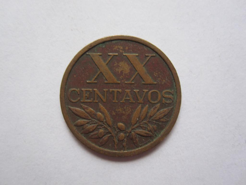 Португалия 20 сентаво 1967г.