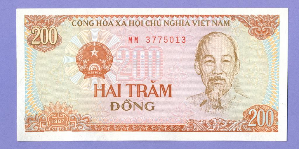 Вьетнам 200 донг 1987 года UNC (1)