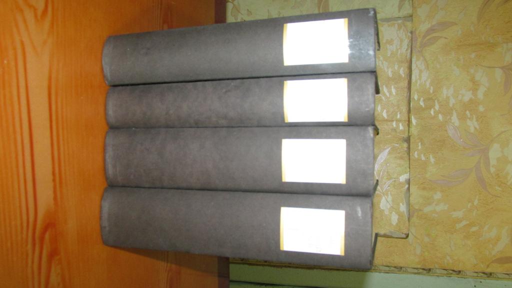 Толковый словарь В. Даля в 4-х томах.