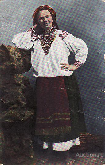 типы Украины. украинские типы и виды. девушка в национальном костюме.