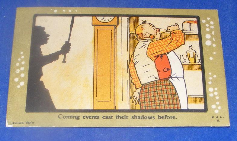 Юмористическая открытка. Застукали за выпивкой.