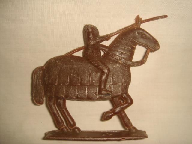 Всадник на коне (пластмасса). 