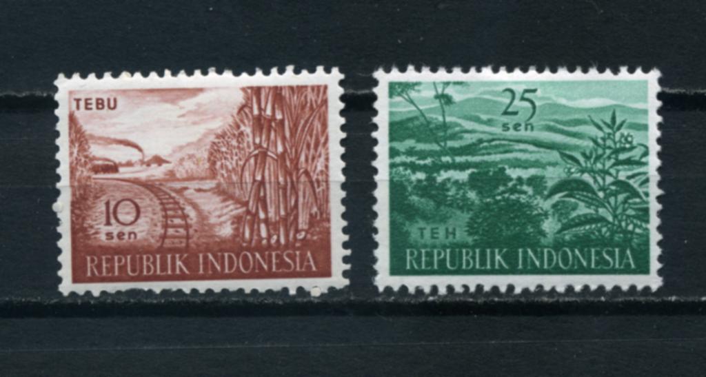Индонезия. Стандарт. Растения. ДЕРЕВЬЯ. 2 марки. 1960.* 