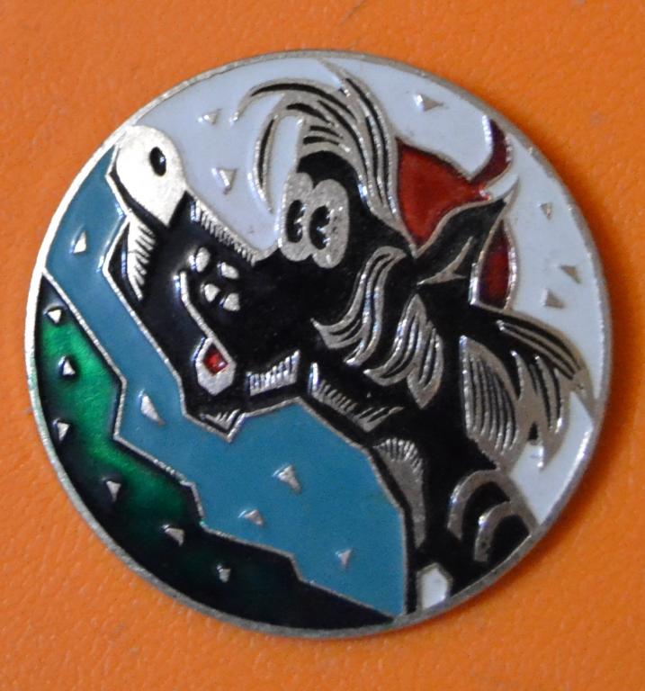 Знак Детский Мультфильм Ну погоди Волк диаметр 60 мм очень большой