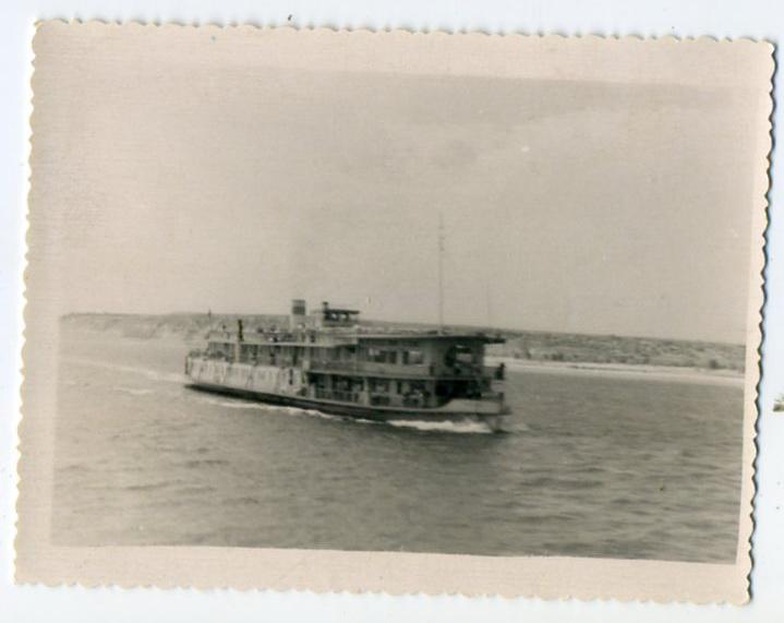 Речной флот Пассажирский пароход река Кама 8,5 х 11,5 см