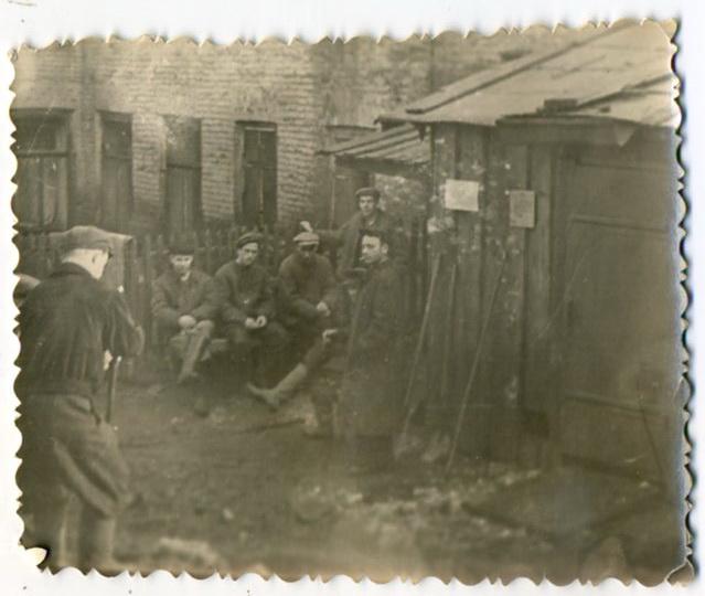 Советский быт Работяги перекур Пермь 8 х 10 см