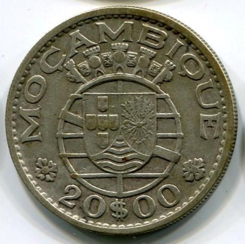 Мозамбик 20 эскудо 1960 года. Серебро. Сохранность отличная
