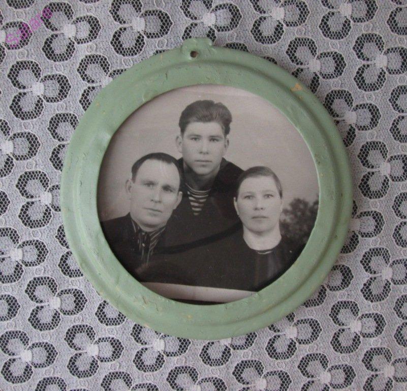 Фото в рамке семья люди мужчины женщина СССР